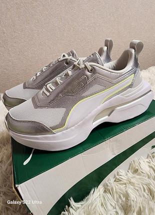 Кросівки puma kosmo rider digital dark sneakers white /metallic2 фото