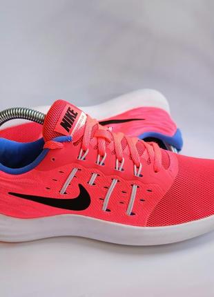 Женские оригинальные спортивные кроссовки найк  nike lunarstelos