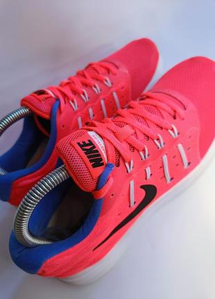 Женские оригинальные спортивные кроссовки найк  nike lunarstelos7 фото