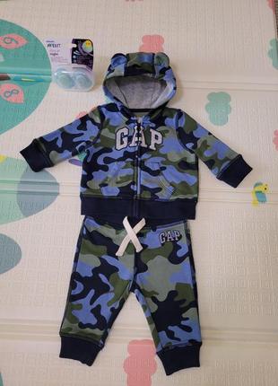 Костюм від gap 3-6m