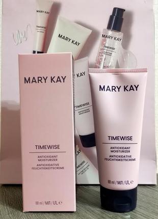 Увлажняющее средство крема с антиоксидантами и комплексом timewise® 3d mary kay мери кей1 фото