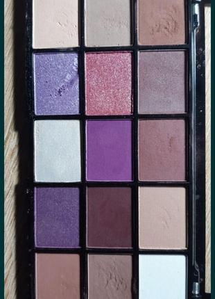 Палетка теней для век makeup revolution2 фото