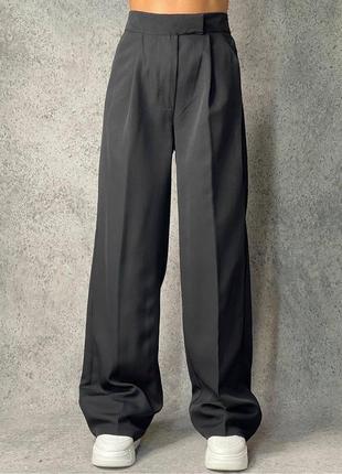 Найтрендові брюки кльош у топових кольорах брюки штаны клеш молоко беж черный серый2 фото