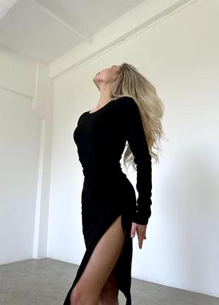 Роскошное силуэтное чёрное платье миди с разрезом обтягивающее базовое стильное элегантное вечернее футляр карандаш крепдайвинг8 фото
