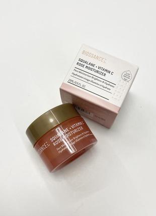 Омолоджуючий освітлюючий зволожуючий крем для обличчя biossance squalane + vitamin c rose brightening moisturizer, 15 ml