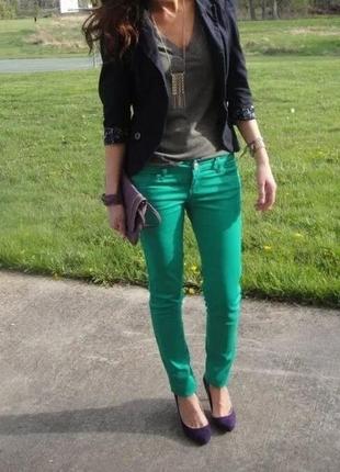 Стильные женские джинсы брюки зеленые takko fashion германия