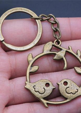 Брелок металлический бронзовый для ключей "птицы на ветке"