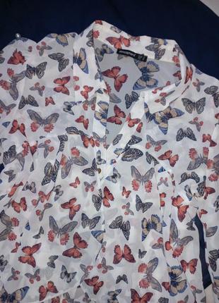 Шикарная блуза на пуговицах с принтом2 фото