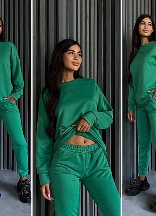 Костюм спортивний 🇺🇦
розмір : 42-44,46-48,50-52 
кольори :голубий,бежевий ,чорний ,фіолетовий, зелений та рожевий 💫