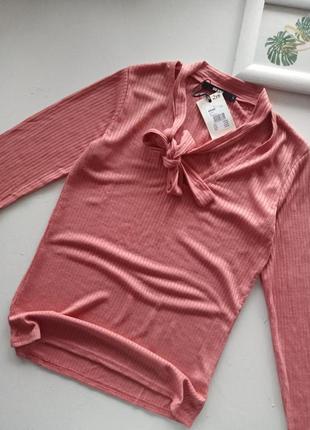 Фирменный лонгслив