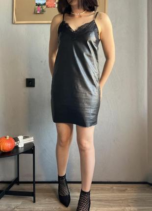 Міні сукня з мереживом від zara