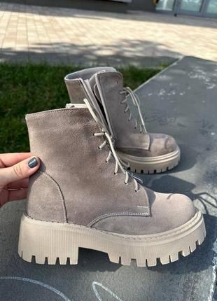 Стильні сіро-бежеві,лате черевики жіночі демі-зима,осінні,зимові,замшеві/замша-жіноче...