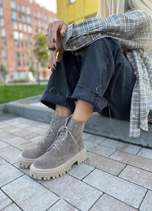 Стильні сіро-бежеві,лате черевики жіночі демі-зима,осінні,зимові,замшеві/замша-жіноче...