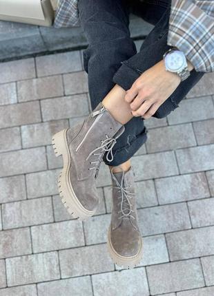 Стильні сіро-бежеві,лате черевики жіночі демі-зима,осінні,зимові,замшеві/замша-жіноче...