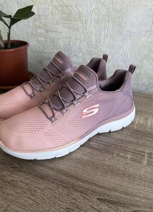 Фірмові кросівки skechers оригінал