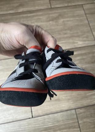 Дитячі кросівки adidas forest hill’s оригінал8 фото