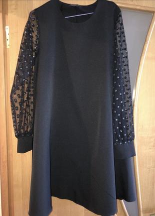 Нове чорне плаття