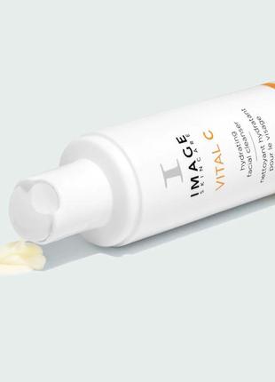Очищувальне молочко з вітаміном с image skincare vital c hydrating facial cleanser
