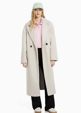 Тепле пальто оверсайз bershka