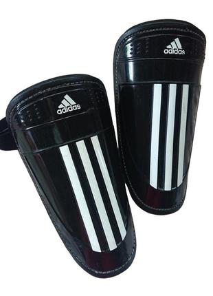 Футбольные щитки adidas оригинал!