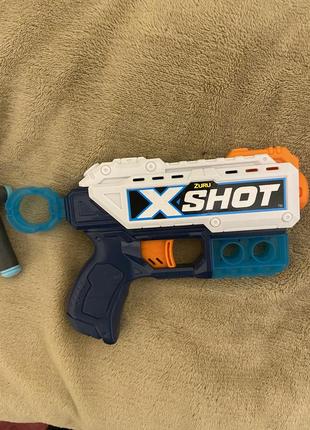 Игрушка пистолет x shot3 фото