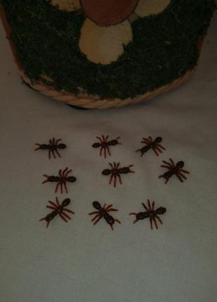 Декор на хелловін декоративні мурахи упаковка 9 штук+подарунок8 фото