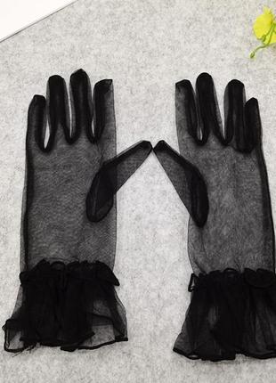 Черные короткие перчатки сетка2 фото