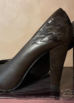 Кожаные туфли tommy