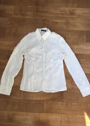 Белая блузка с длинным рукавом. белая рубашка универсальная1 фото
