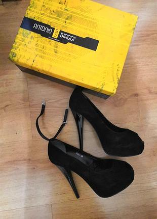 Antonio biaggi туфлі, замша