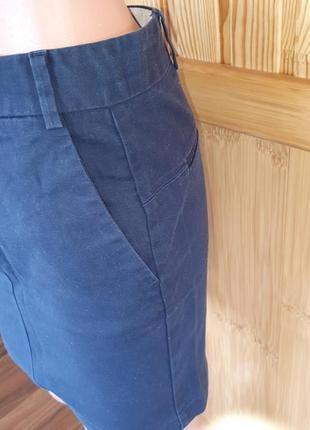 Базовая синяя мини юбка. короткая прямая синяя xs-s mango6 фото