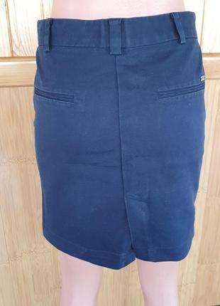 Базовая синяя мини юбка. короткая прямая синяя xs-s mango7 фото