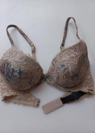 Бюст в составе шелк р 32-34с-д