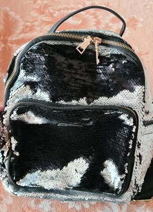Портфель рюкзак з двухстороніми паєтками срібний з чорним7 фото