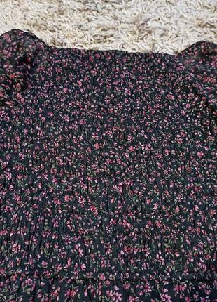 Легкое шифоновое платье с рукавом в цветочный принт8 фото