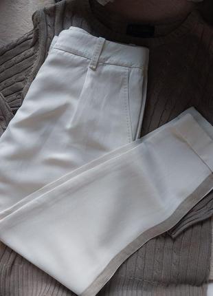Жіночі штани marc cain s 44р., віскоза і льон, білі6 фото