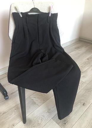 Брюки классические плотные