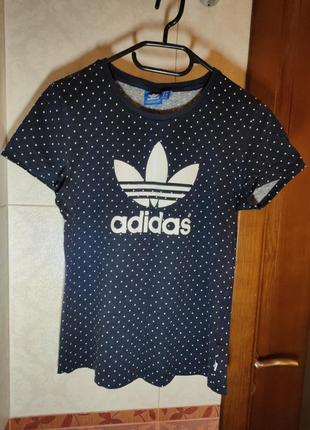 Футболка adidas