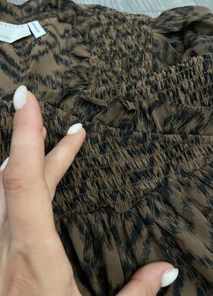Сукня міді asos з виразним вирізом4 фото