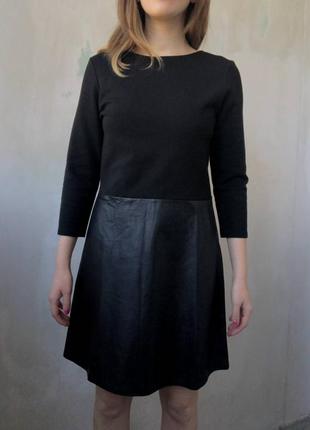Черное платье классическое с эко кожей на осень тепла прямое обычное платье2 фото
