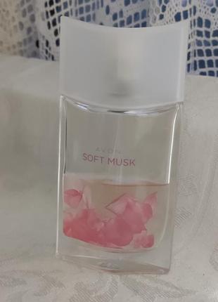 Туалетная вода avon soft m usk, остаток.