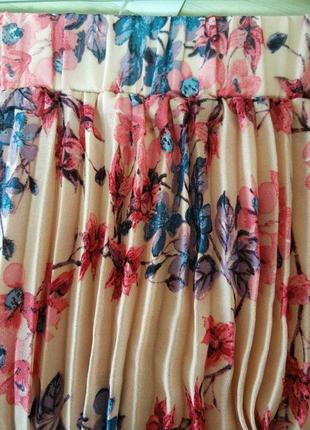 Актуальная юбка юбка миди плиссе складки цветочный принт цветы in the style, р.144 фото