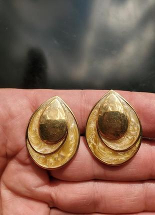 Monet usa сережки-кліпси