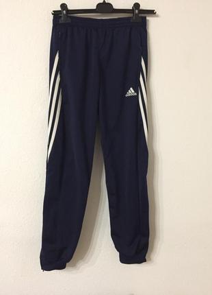 Штани спортивні р. дит. l . ріст 152 см  adidas