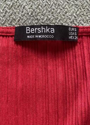 Красное платье bershka на запах, плиссе3 фото