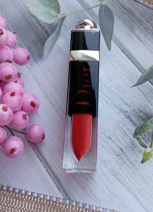 Стойкий лаковый тинт с эффектом увеличения губ dior addict lacquer plump1 фото