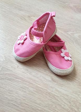 Піньєтки-туфельки з тканини, розмір з 0-3 місяці. стан ідеальний.