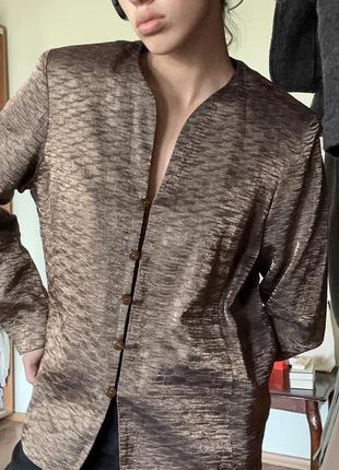 Вінтажний жакет у азійському стилі