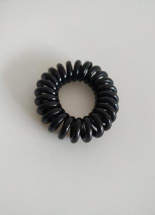 Черная резинка для волос пружинка резинка пластиковая дымка пружина2 фото