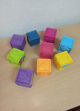 Силиконовые кубики для купания и развития3 фото